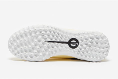 Детские сороконожки Nike Tiempo Legend X Club TF Junior DV4355-700