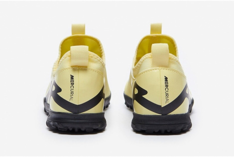 Детские сороконожки Nike Air Zoom Mercurial Vapor 15 Academy TF Junior DJ5621-700