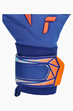 Вратарские перчатки Reusch Attrakt Freegel Advance Junior