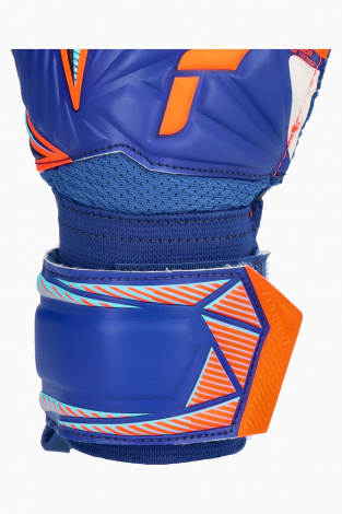 Воротарські рукавички Reusch Attrakt Solid