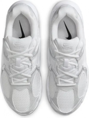 Кросівки жіночі Nike V5 RNR білі HQ7901-101