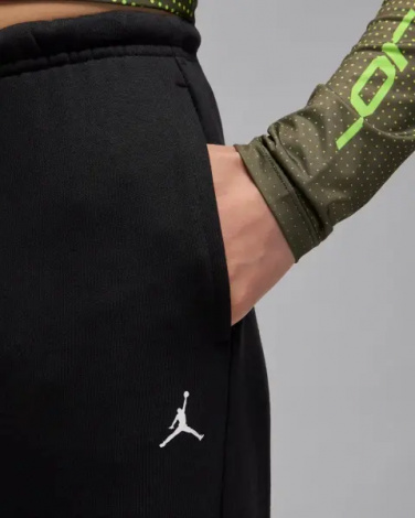Спортивные штаны женские Nike JORDAN SPORT CROSSOVER DRI-FIT FLEECE черные IB2504-010
