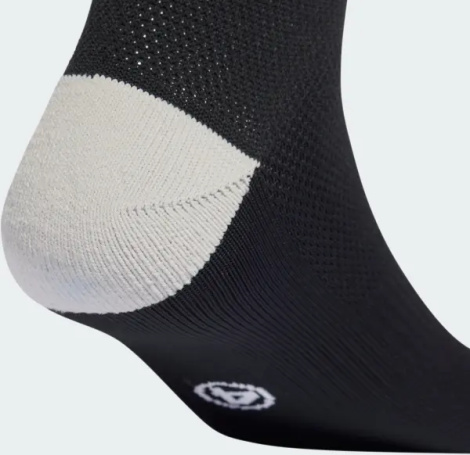 Гетры футбольные Adidas MILANO 23 черные HT6538