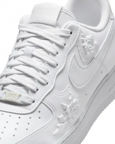 Кроссовки женские Nike AIR FORCE 1 '07 белые HF2016-100