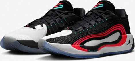 Кроссовки баскетбольные Nike LUKA 4 черно-бело-красные HF0823-001