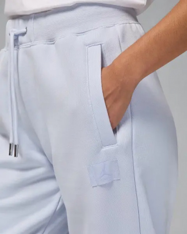 Спортивный костюм женский Nike JORDAN FLIGHT FLEECE светло-серый FV7050-085&FV7059-085