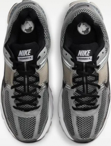 Кроссовки Nike ZOOM VOMERO 5 серебряно-коричневые FJ4151-007