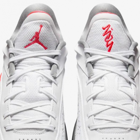 Кроссовки баскетбольные Nike ZION 4 бело-кораллово-серые FB1802-103