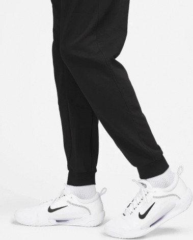 Спортивные штаны Nike M NKCT DF HERITAGE FLEECE PANT черные DQ4587-010