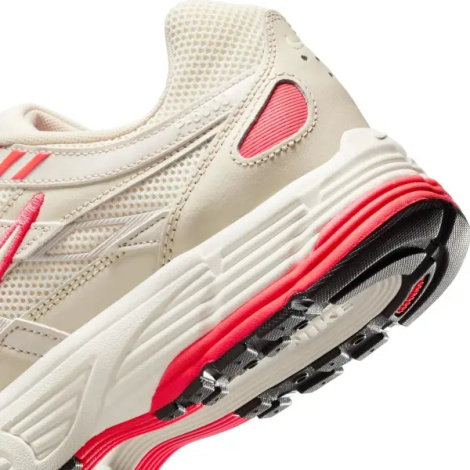Кроссовки Nike P-6000 бежево-коралловые CD6404-601
