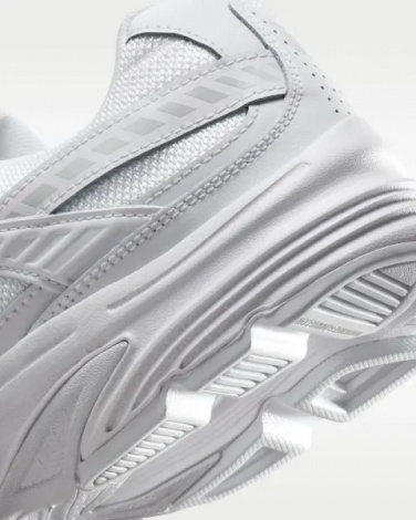 Кроссовки женские Nike INITIATOR белые 394053-100