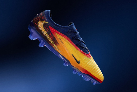 Футбольные бутсы Nike Phantom 6 Elite x Haaland FG HQ2332-800