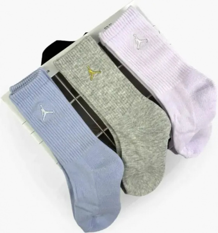 Носки Nike JORDAN HOLIDAY 9PK CREW GIFT BOX разноцветные (9 пар) BJ0810-782