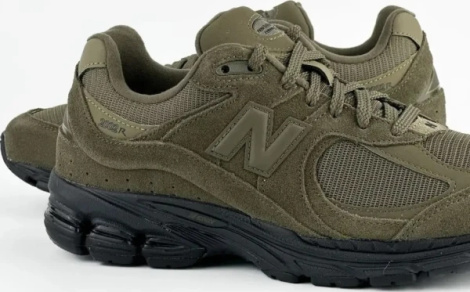 Кроссовки New Balance 2002R оливковые M2002RZC