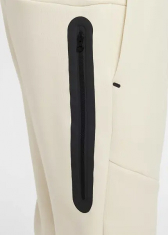 Спортивні штани підліткові Nike SPORTSWEAR TECH FLEECE бежеві HV5869-235