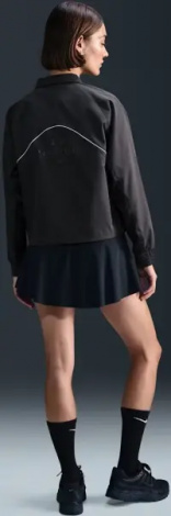 Куртка женская Nike SPORTSWEAR WOVEN черная HQ3750-010