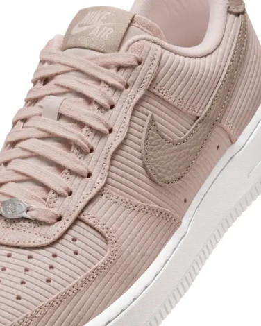 Кроссовки женские Nike AIR FORCE 1 '07 светло-коричневые IM6533-602