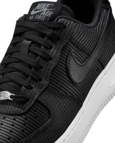 Кросівки жіночі Nike AIR FORCE 1 '07 чорні IM6533-002