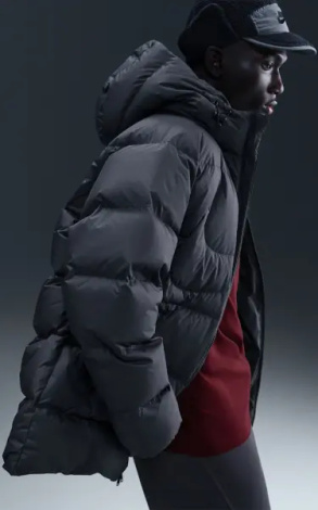 Пуховик Nike SPORTSWEAR CLUB THERMA-FIT черный IH2377-010