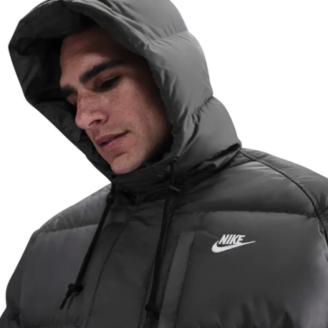 Пуховик Nike SPORTSWEAR CLUB THERMA-FIT 650 темно-серый IB2973-068
