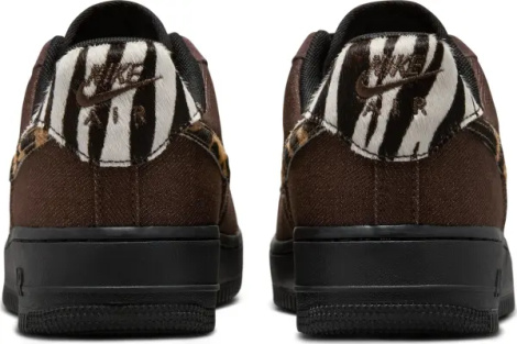 Кросівки жіночі Nike AIR FORCE 1 '07 темно-коричневі HV6356-200