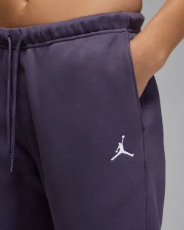 Спортивные штаны женские Nike JORDAN BROOKLYN FLEECE PANTS 24 темно-фиолетовые FV7077-573