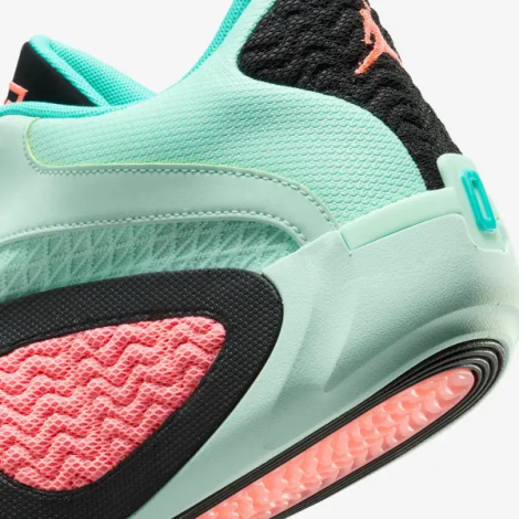 Кроссовки баскетбольные Nike TATUM 2 мятно-кораллово-салатовые FJ6457-300