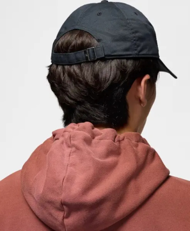 Кепка Nike JORDAN CLUB CAP ADJUSTABLE HAT PATCH чорно-антрацитова FD5181-014