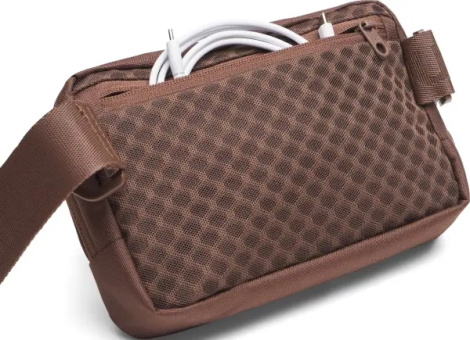 Сумка на пояс Under Armour LOUDON WAIST BAG XBODY 2L коричневая 1378418-230