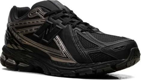 Кроссовки New Balance 1906R черно-золотые U1906RJM
