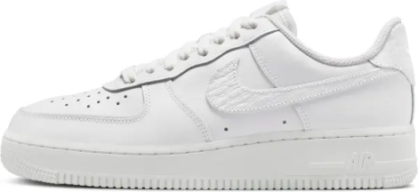 Кроссовки женские Nike AIR FORCE 1 '07 SE белые IO4837-100