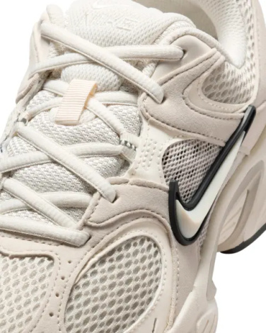 Кросівки жіночі Nike V5 RNR бежеві II6294-100