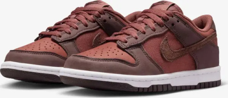 Кросівки підліткові Nike DUNK LOW SE (GS) коричневі HQ9293-200