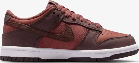Кросівки підліткові Nike DUNK LOW SE (GS) коричневі HQ9293-200