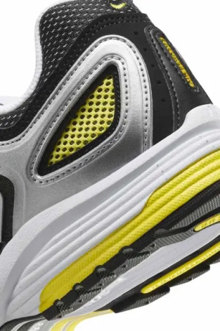Кросівки жіночі Nike AIR PEGASUS 2005 срібно-чорно-лимонні HQ5718-100