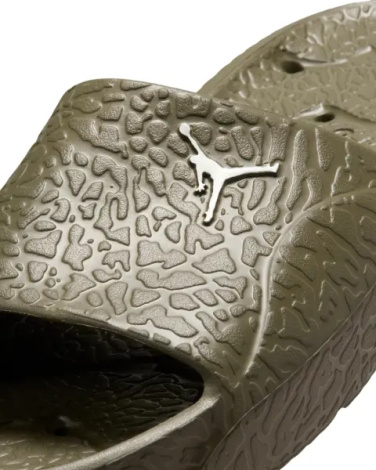 Шлепанцы Nike JORDAN FRANCHISE SHOWER оливковые HQ2163-201