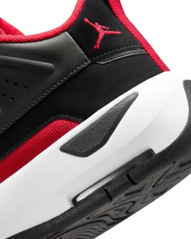 Кросівки Nike JORDAN MAX AURA 7 чорно-червоно-білі HQ2091-003