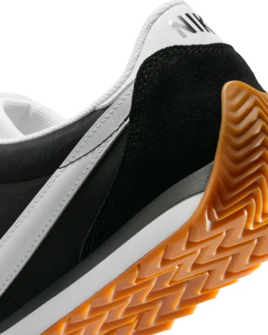 Кросівки Nike PACIFIC чорно-білі HQ2052-001