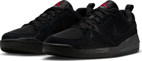 Кросівки Nike JORDAN CMFT ERA чорні HJ6777-060