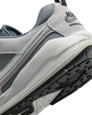 Кросівки Nike JORDAN CMFT ERA сіро-м'ятні HJ6777-003