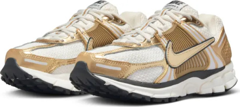 Кроссовки женские Nike ZOOM VOMERO 5 золотисто-белые HF7723-001