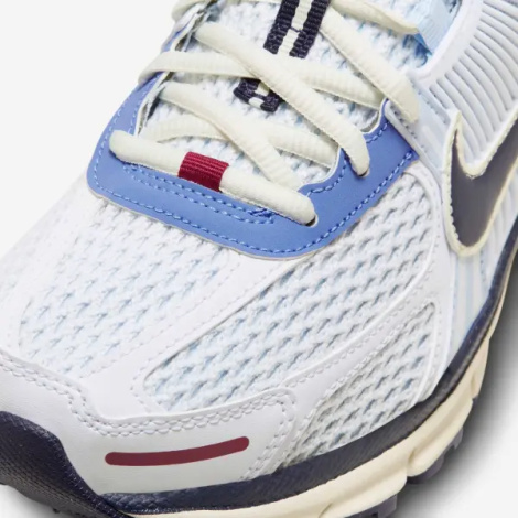 Кроссовки женские Nike ZOOM VOMERO 5 бело-сине-красные FV8111-451