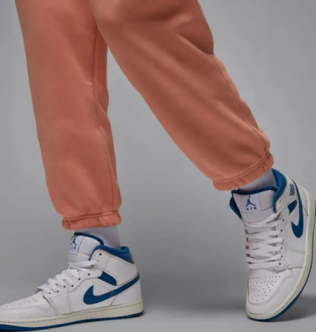 Спортивні штани жіночі Nike JORDAN BROOKLYN FLEECE PANTS 24 коралові FV7077-823