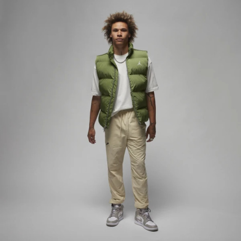 Жилетка Nike M J ESS STMT ECO VEST оливковая FB7307-340
