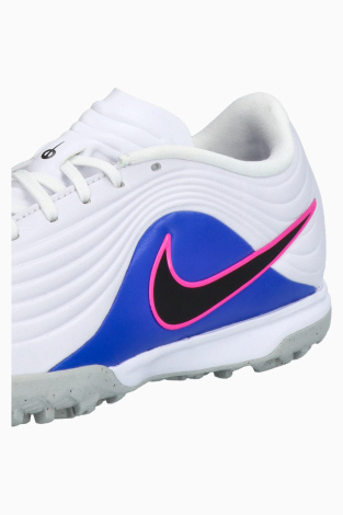 Сороконіжки Nike Tiempo Maestro Academy TF - Білий