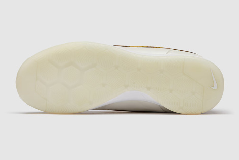 Футзалки Nike Tiempo Legend Regen SE IC IF4389-100