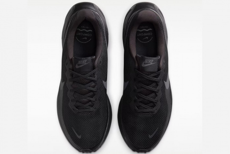 Кросівки Nike Revolution 8 HJ9198-002