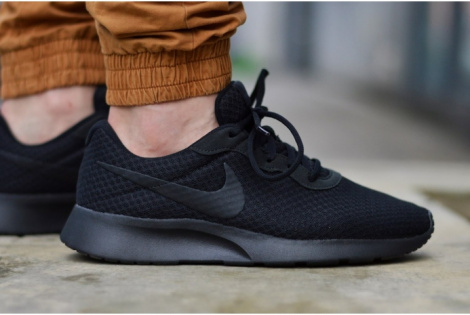 Кросівки Nike Tanjun DJ6258-001