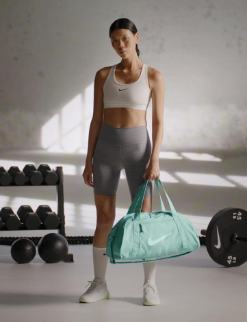 Сумка спортивна жіноча Nike GYM CLUB DUFFEL BAG - SP23 24L бірюзова DR6974-017
