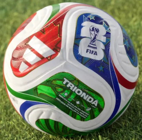 Сувенірний футбольний м'яч Adidas FIFA WORLD CUP 26™ TRIONDA MINI біло-синьо-зелено-червоний